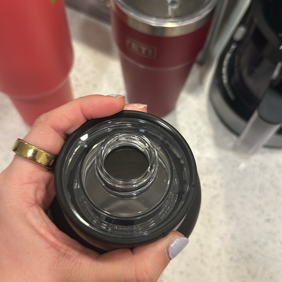 NWOT Yeti 36OZ Rambler Water Bottle with Chug Cap in Black - Picture 3 of 3